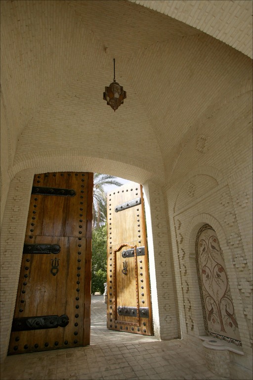 tozeur-suburban-home.jpg